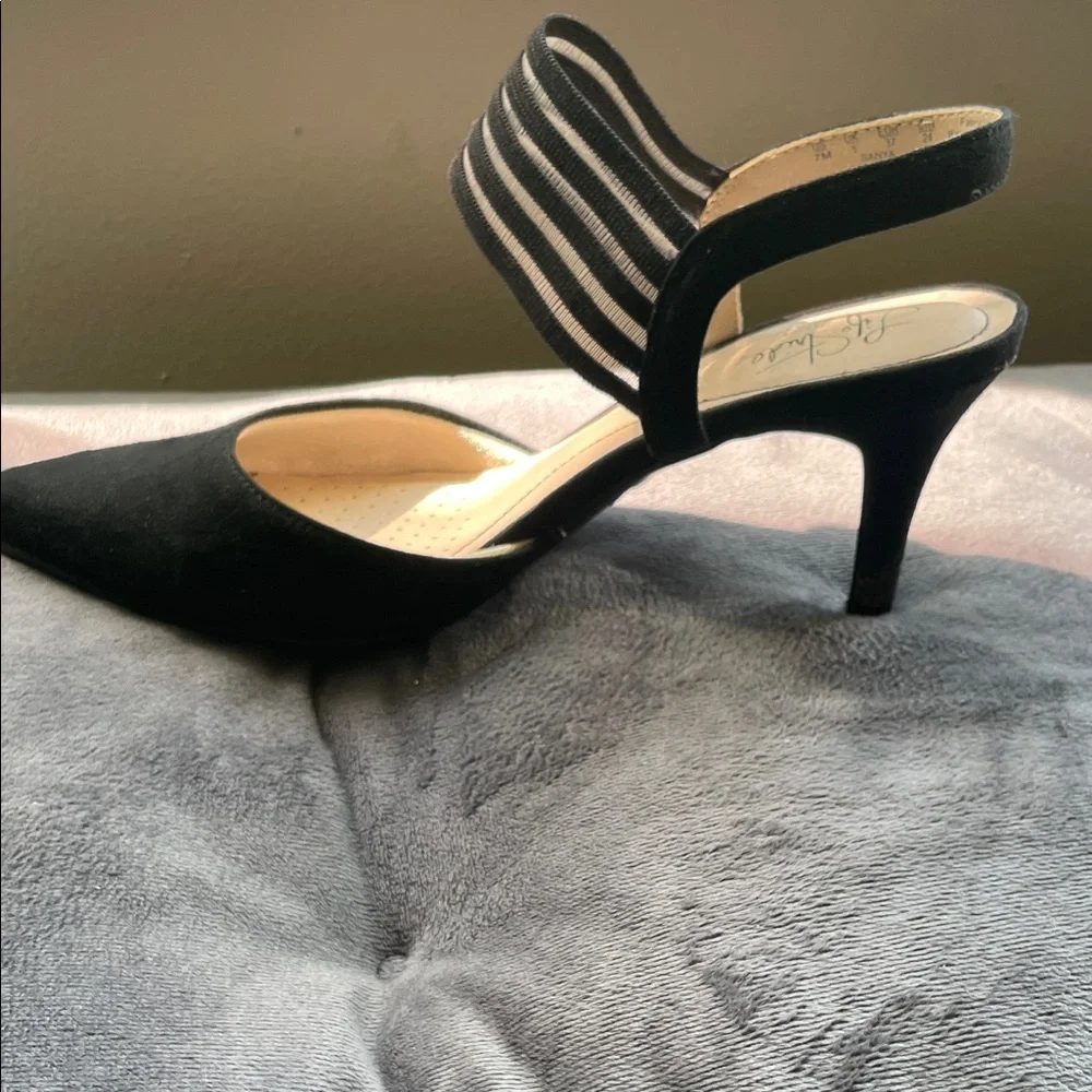 Life Stride Black Striped Heels - Picture 2 of 5